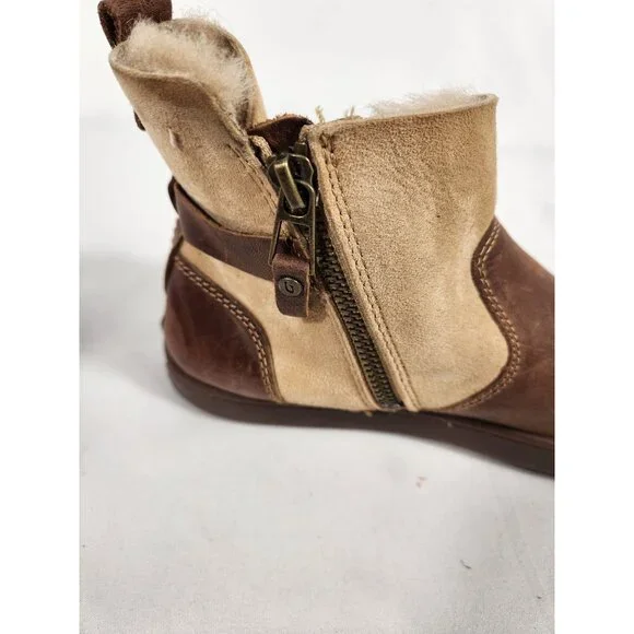 NWOB OluKai Womens Pehuea Hulu Boots Brown Wool Shearling Lined US/8 - Picture 8 of 11